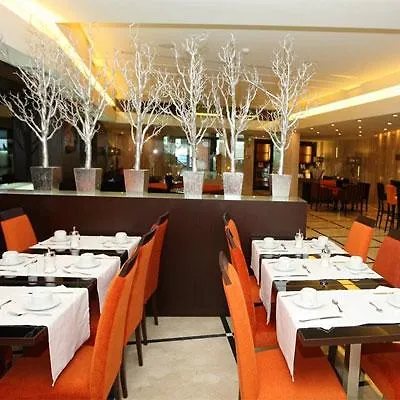 Turim Alameda Hotell 4*